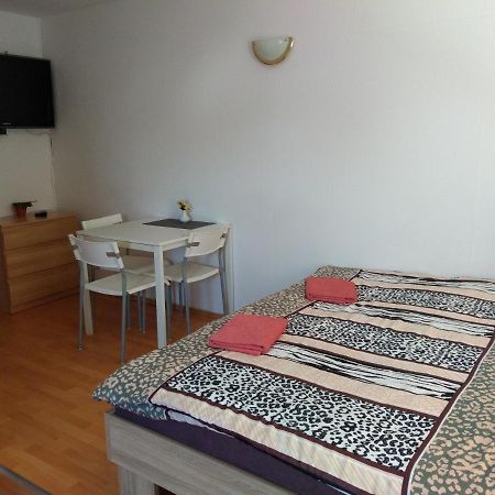 Apartments U Cara Ceske Budejovice Eksteriør bilde