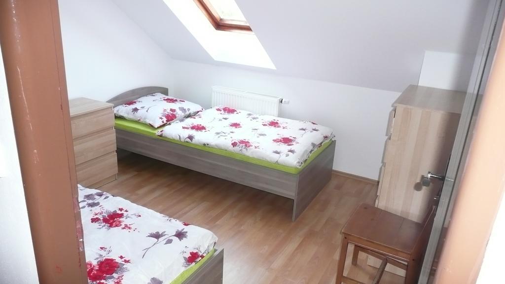 Apartments U Cara Ceske Budejovice Rom bilde